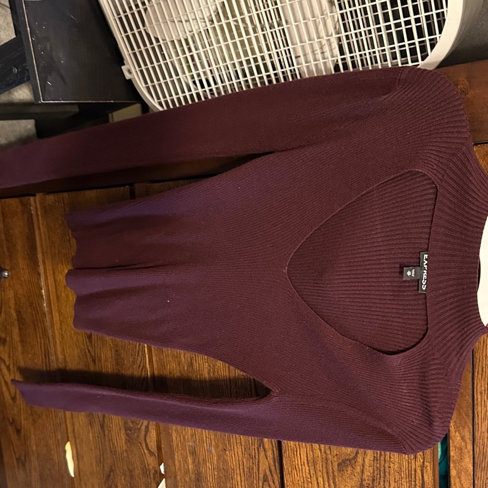 Express cutout long sleeve